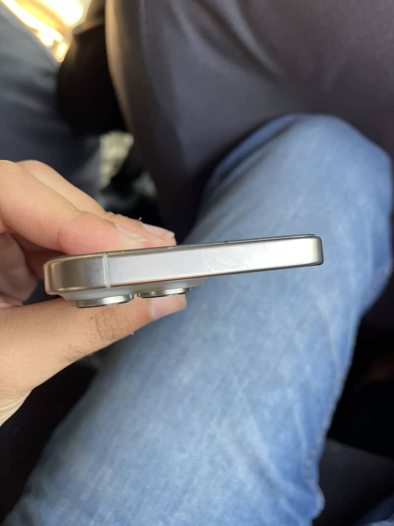 Iphone 16 Pro Max 2