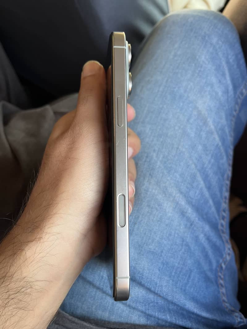 Iphone 16 Pro Max 7
