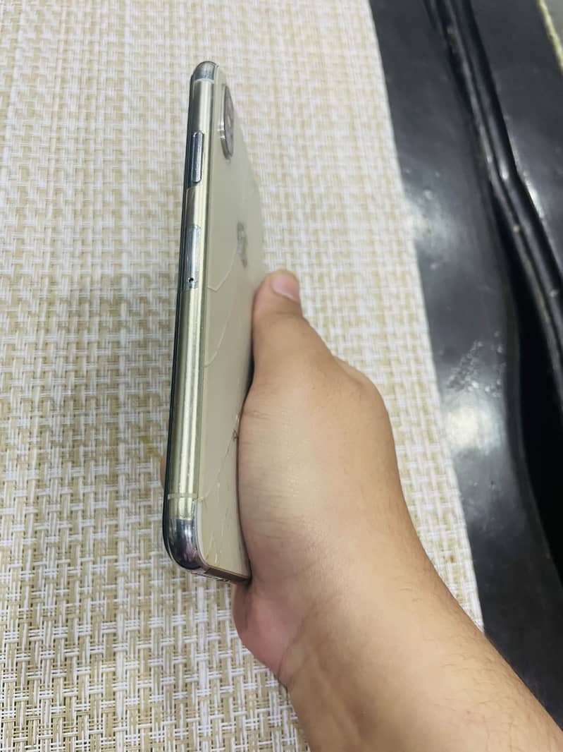 Apple iPhone X 1