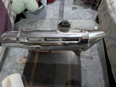 Ybr chrome exhaust silencer and Carburators
