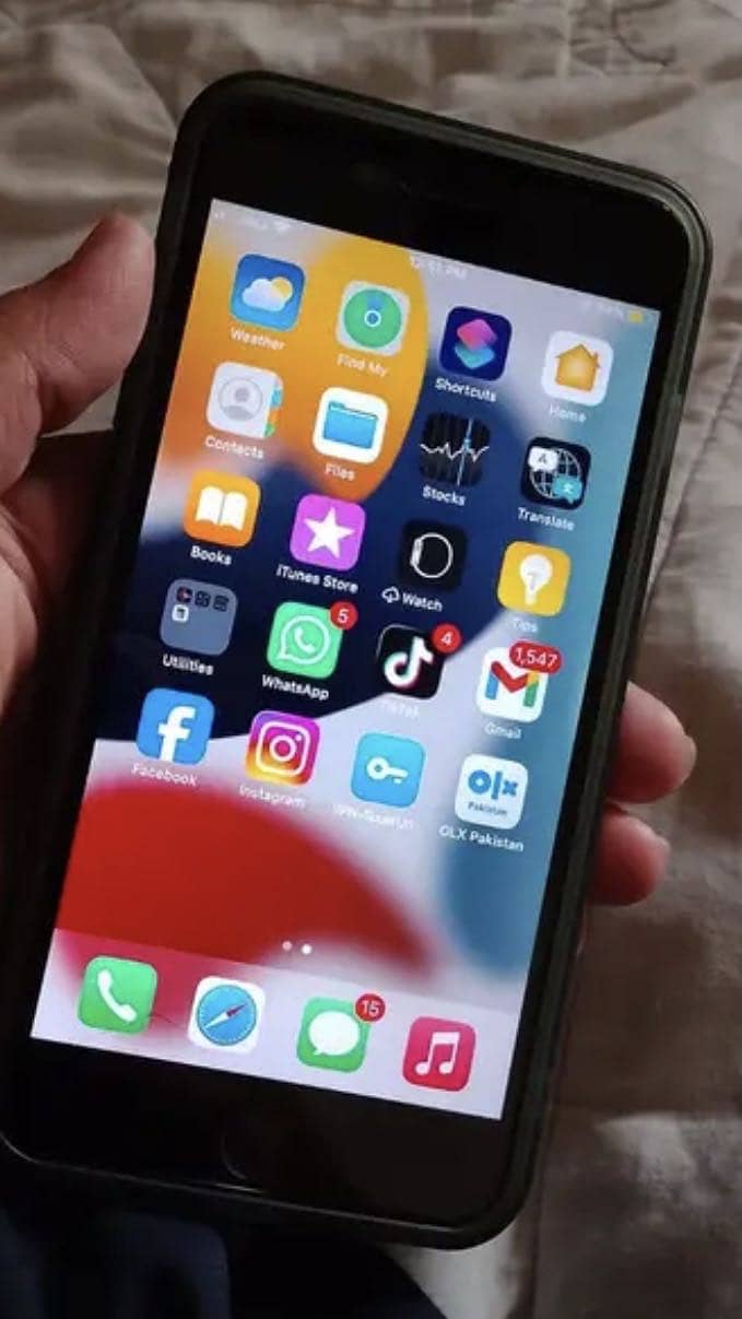 Apple iPhone 7 Plus 0