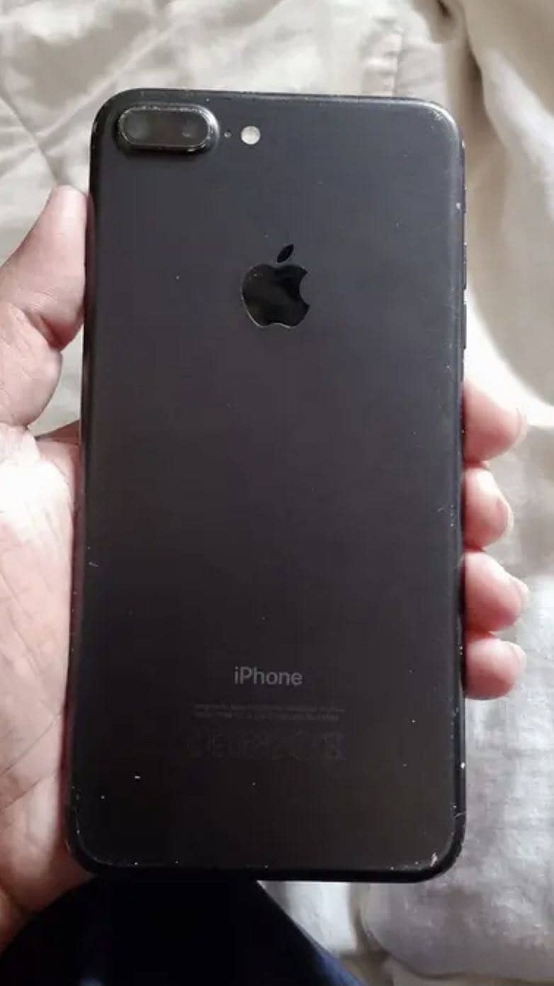 Apple iPhone 7 Plus 1