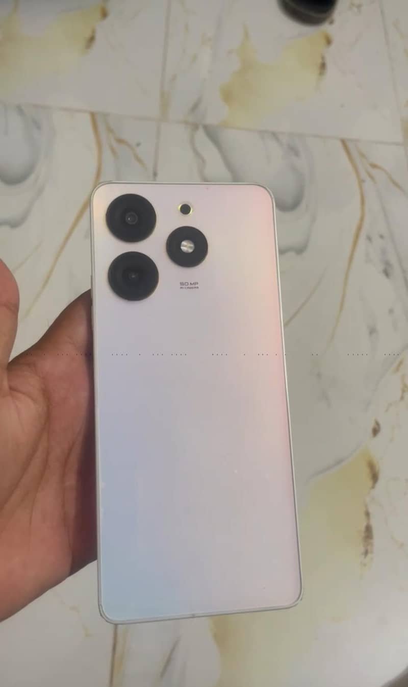 Tecno Spark 10 Pro 0