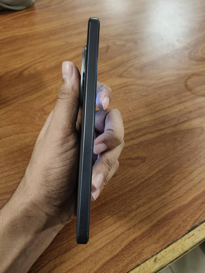 Realme 13 Plus 2