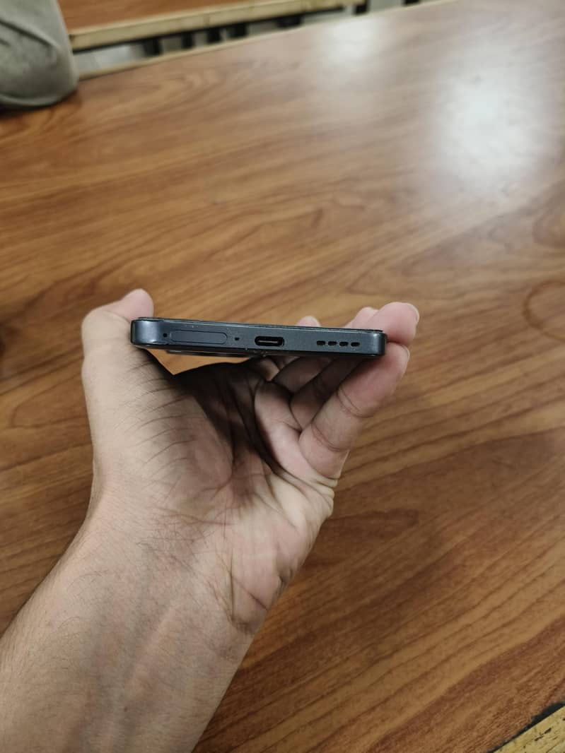 Realme 13 Plus 6
