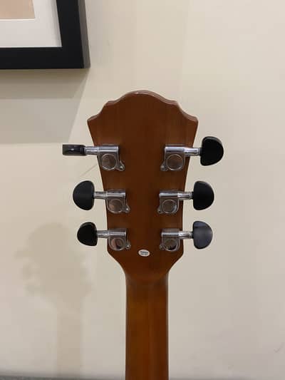 Urgent sale Brand new condition acustic guitar