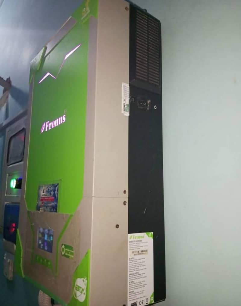 Fronus PV5000 (4KW) 6