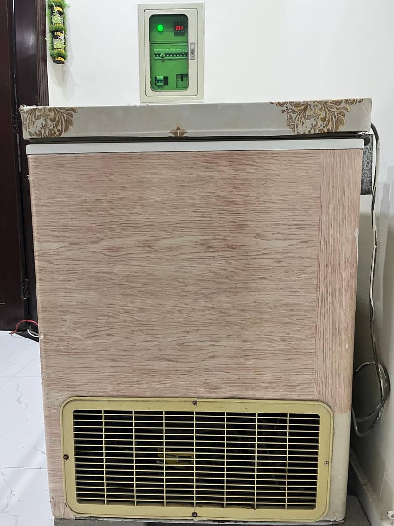 Dawlance deep freezer 1