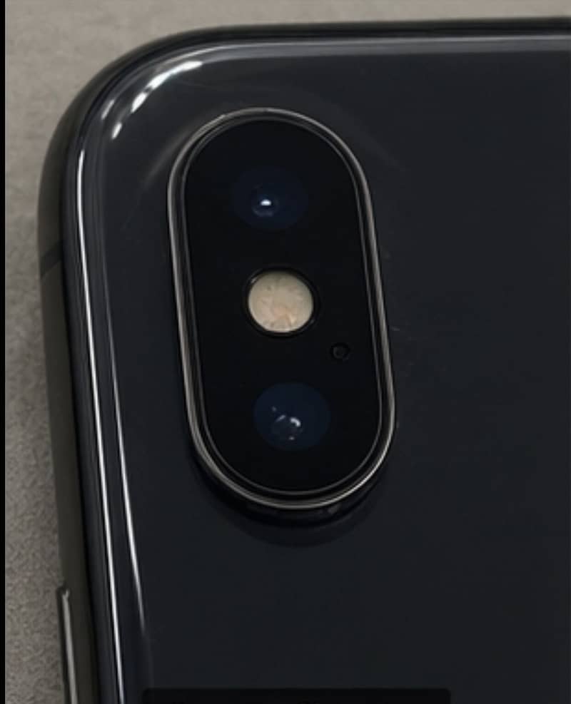 Apple iPhone XS 3
