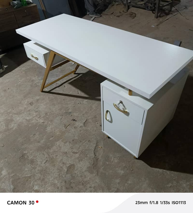 workstation table / office table / conference table. 15