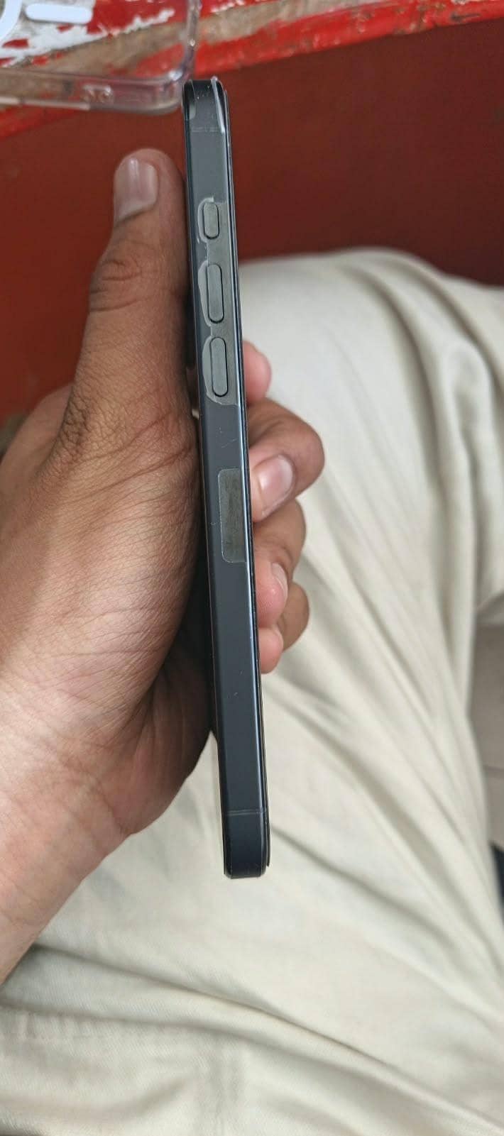 Apple iPhone 16 Pro Max 2