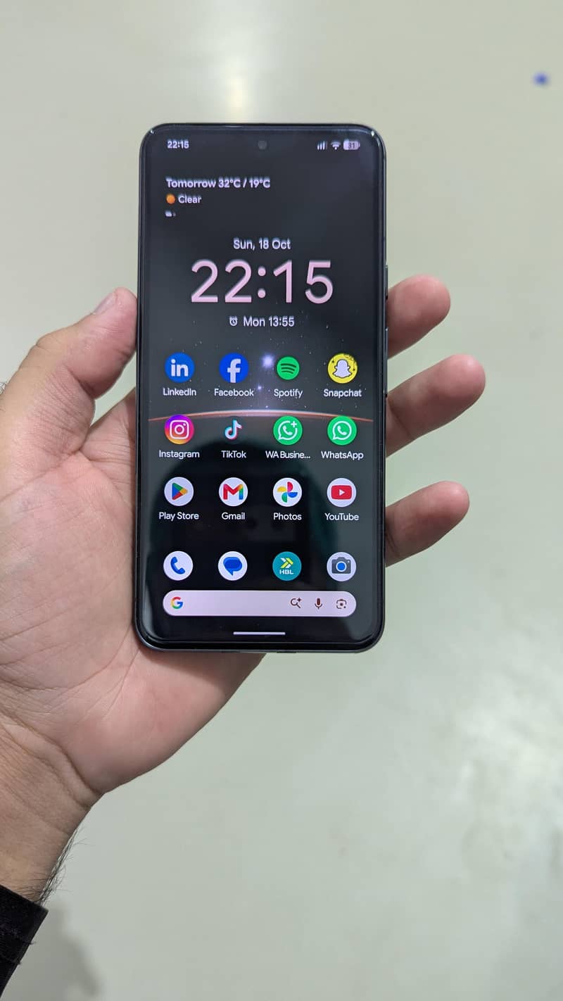 Google Pixel 8 1