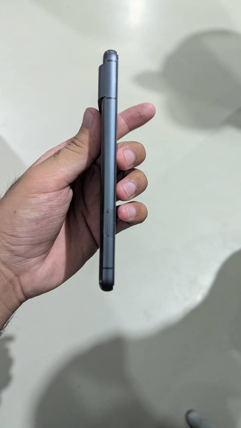 Google Pixel 8 3