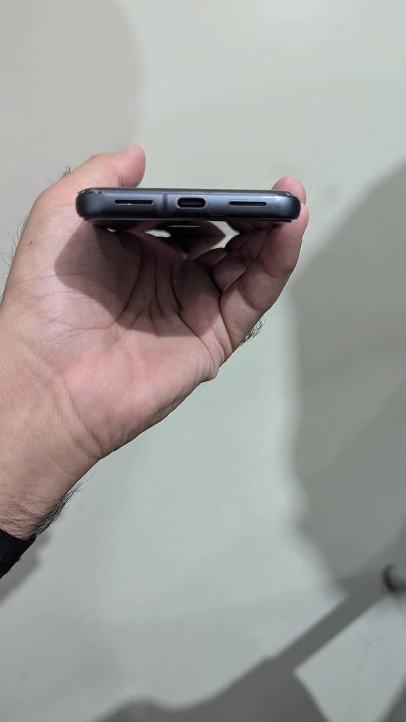 Google Pixel 8 5