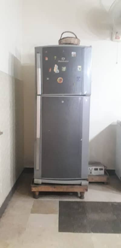 Fridge dawlance