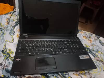 Toshiba Laptop AMD E1 2GB RAM (Battery Issue)