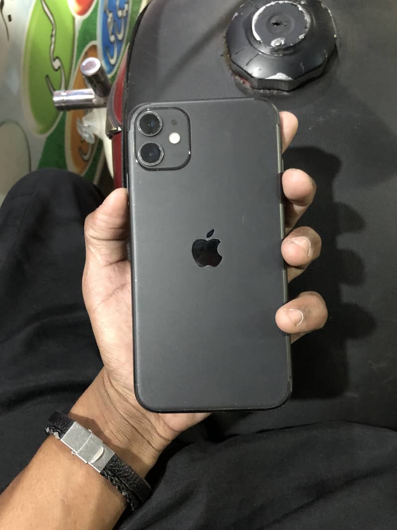 Apple iPhone 11 0