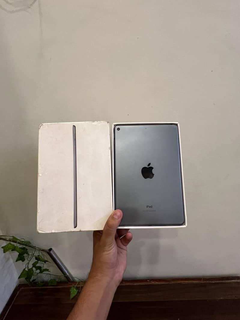 IPAD MINI 5 2