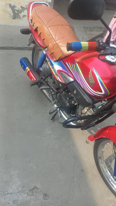 Honda prider 19 modal contact number 0300 5283567//0314 92443444