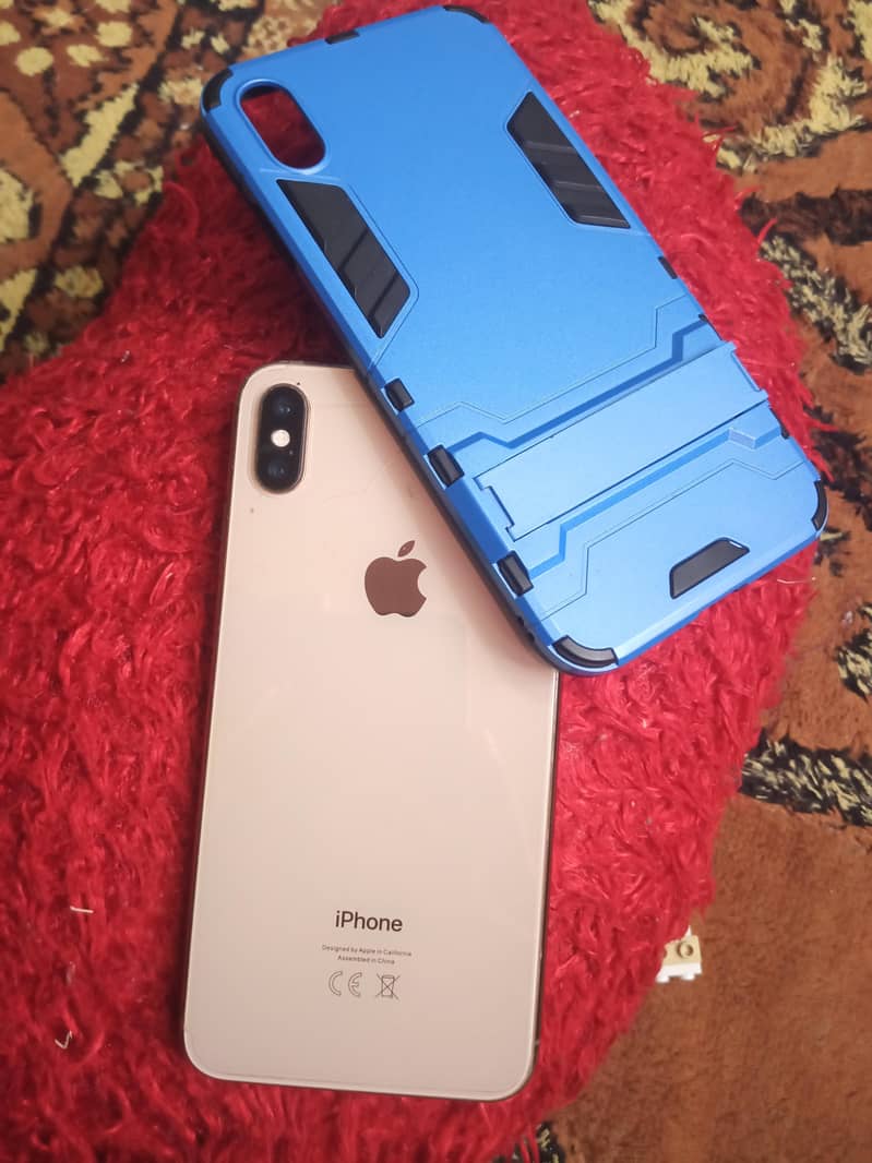 Apple iPhone XS Max 1