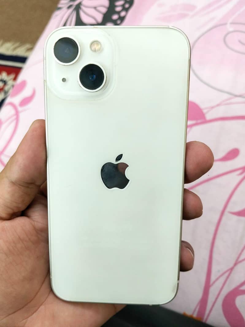Apple iPhone 13 0