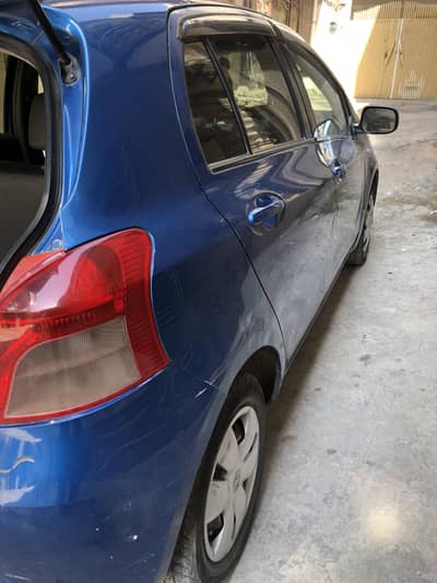 Toyota Vitz 1.0 Basic package