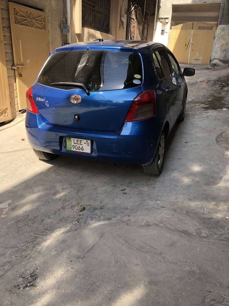 Toyota Vitz 1.0 Basic package 5
