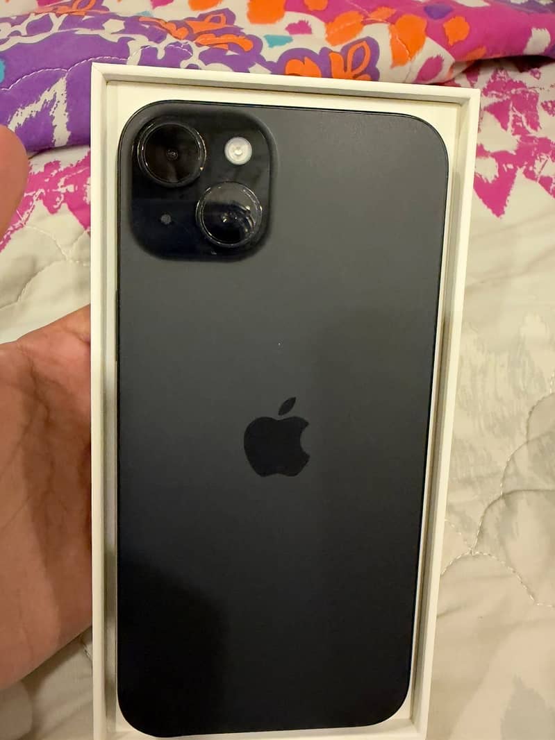 Apple iPhone 15 plus 1