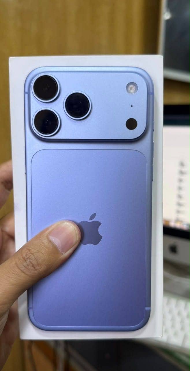 Apple iPhone 18 Pro Max 1