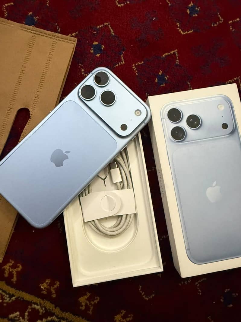 Apple iPhone 18 Pro Max 2