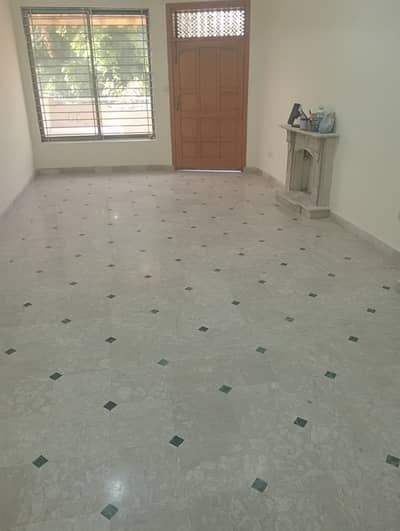 10marla 4beds DD TV lounge kitchen attached baths neat clean upper portion for rent in G 14 4 islamabad