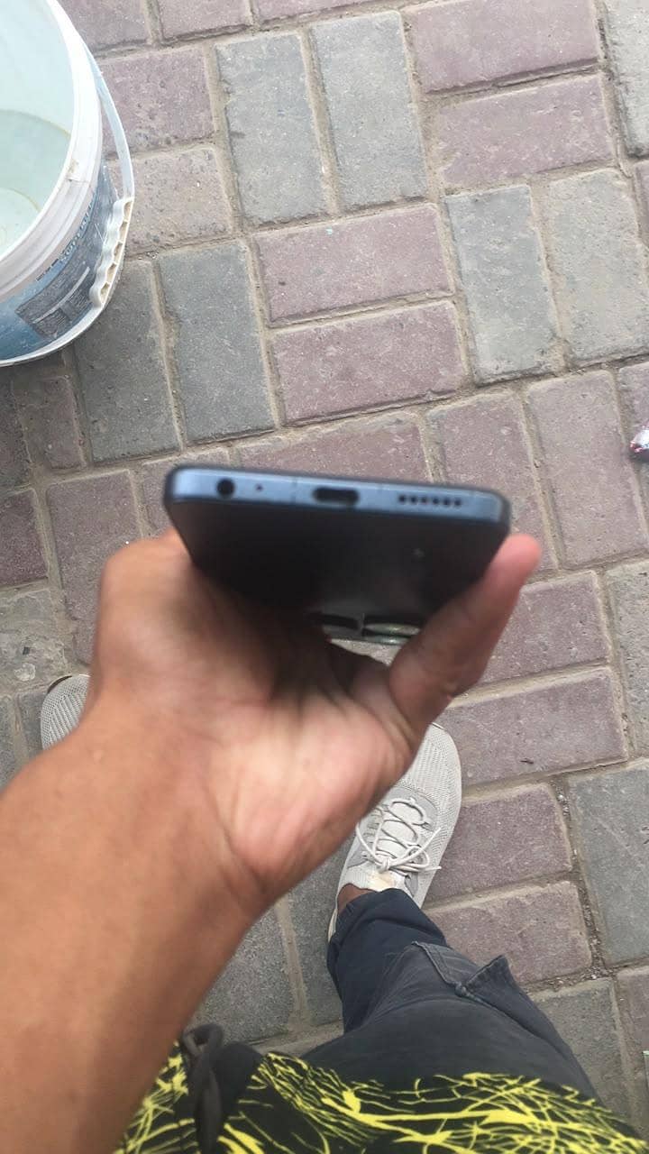 Tecno Spark Go 2