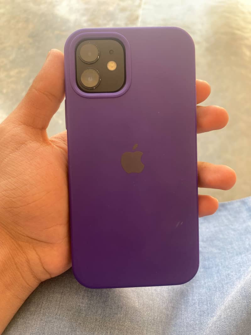 Apple iPhone 12 3