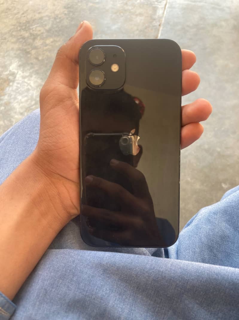 Apple iPhone 12 5