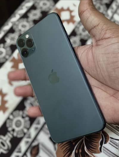 Apple iPhone 11 Pro Max Non PTA 256gb 80bettery health water pack