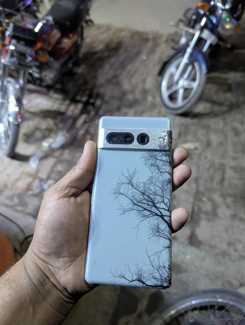 Google Pixel 7 Pro 0