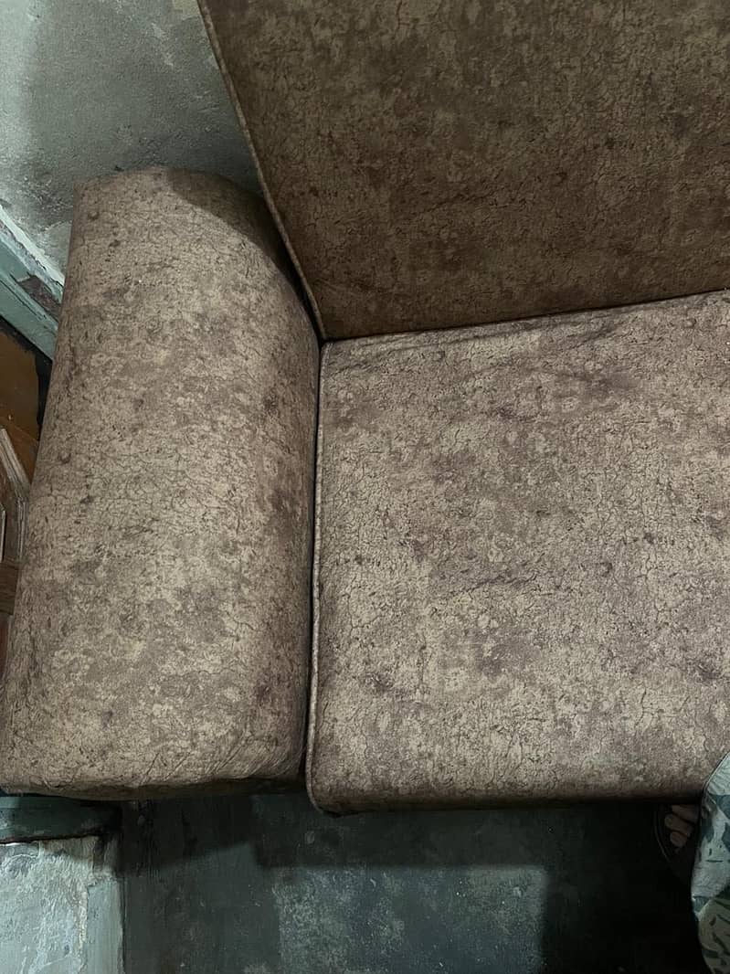 Sofa cumbed 1