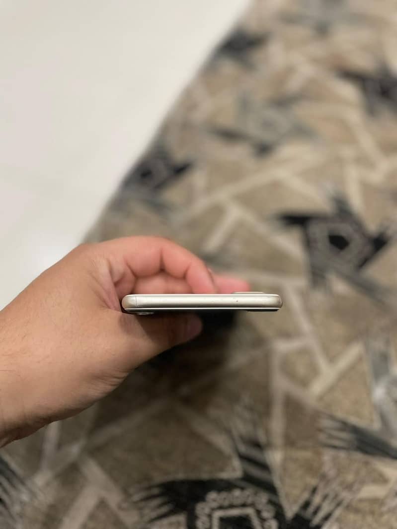 Apple iPhone 7 Plus 2