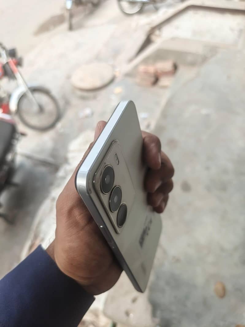 Realme C75 2