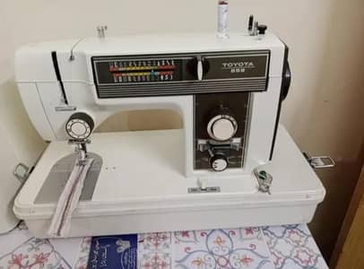 Toyota 888 sewing machine - for sale