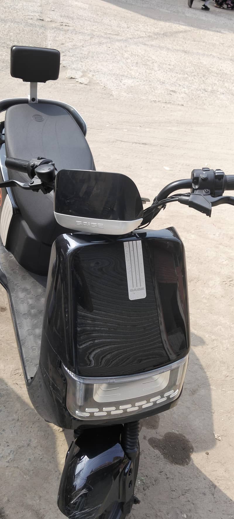 Electric Scootey E90 4