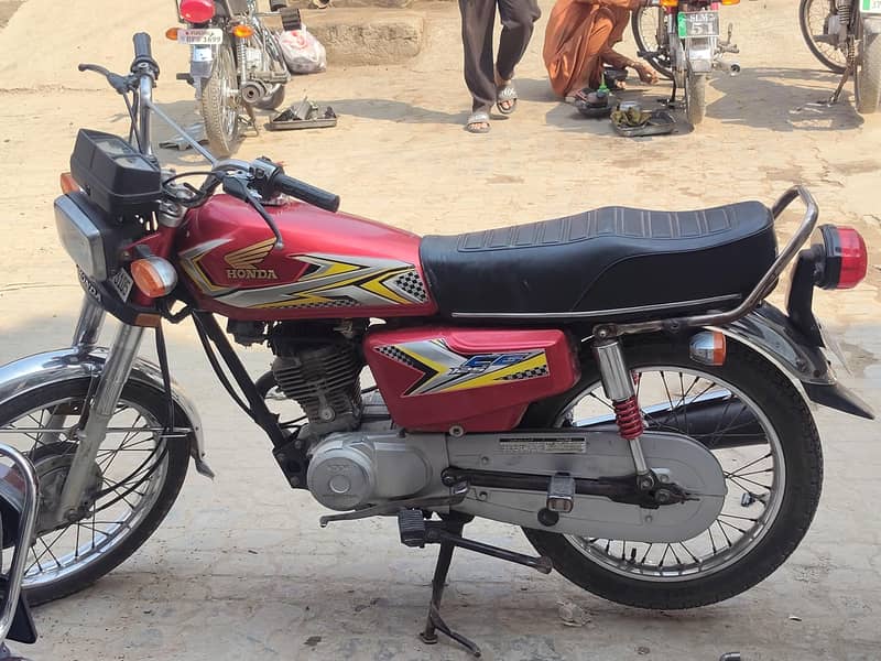 CG 125  2015 model 1