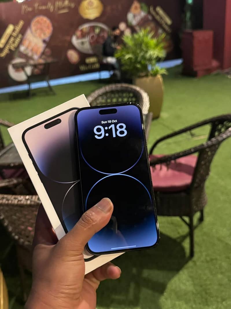 Apple iPhone 14 Pro Max 4