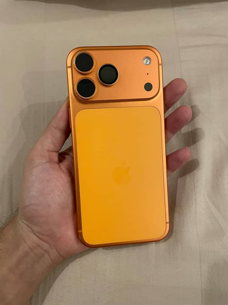 Apple iPhone 17 Pro Max 0