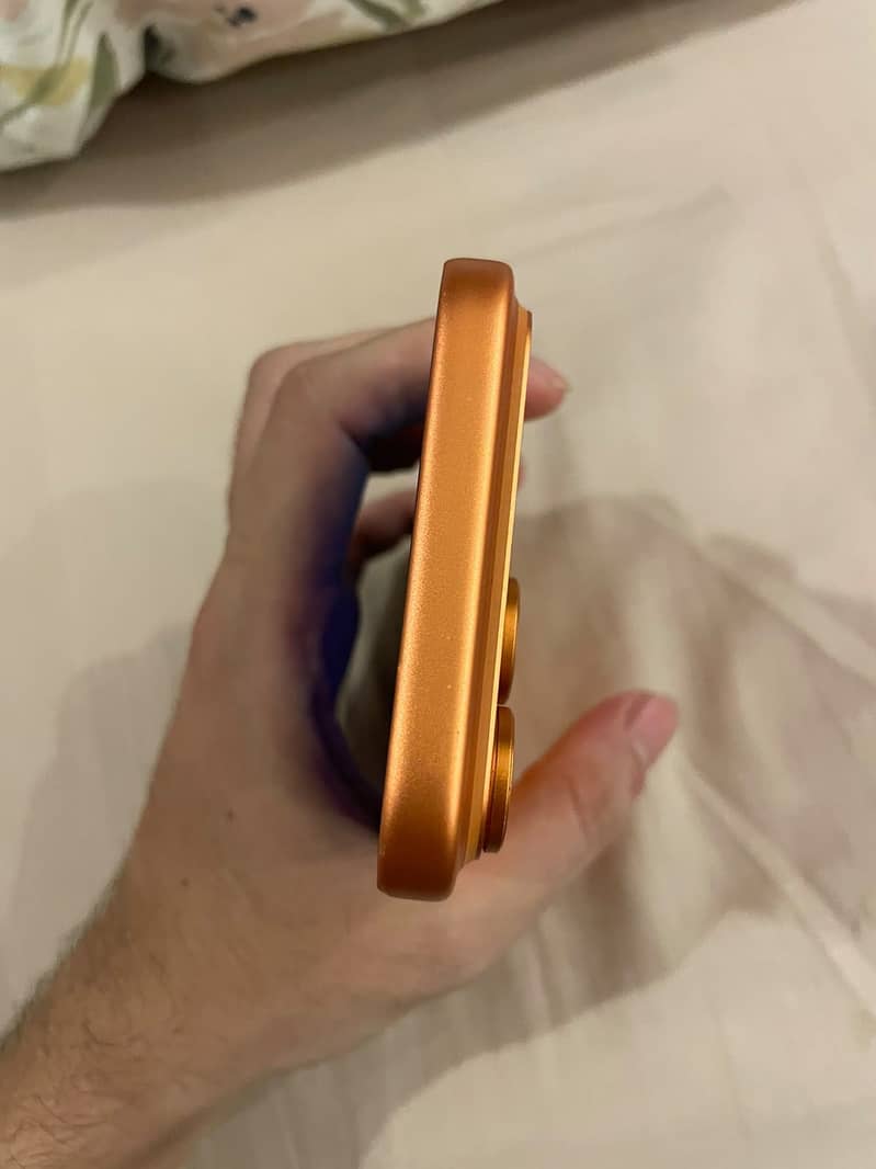 Apple iPhone 17 Pro Max 5