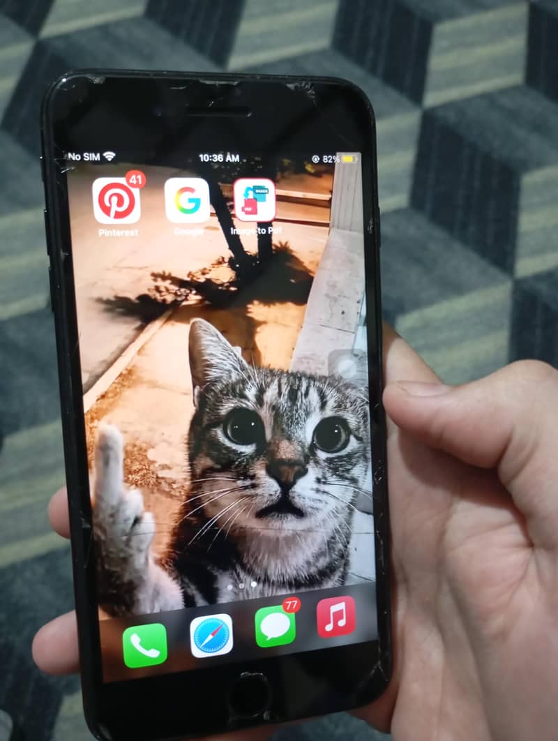Apple iPhone 7 Plus 2