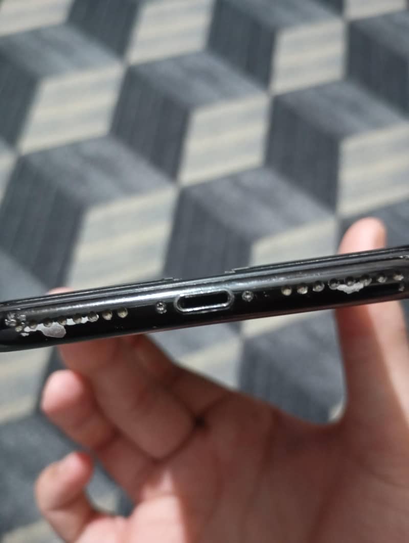 Apple iPhone 7 Plus 4