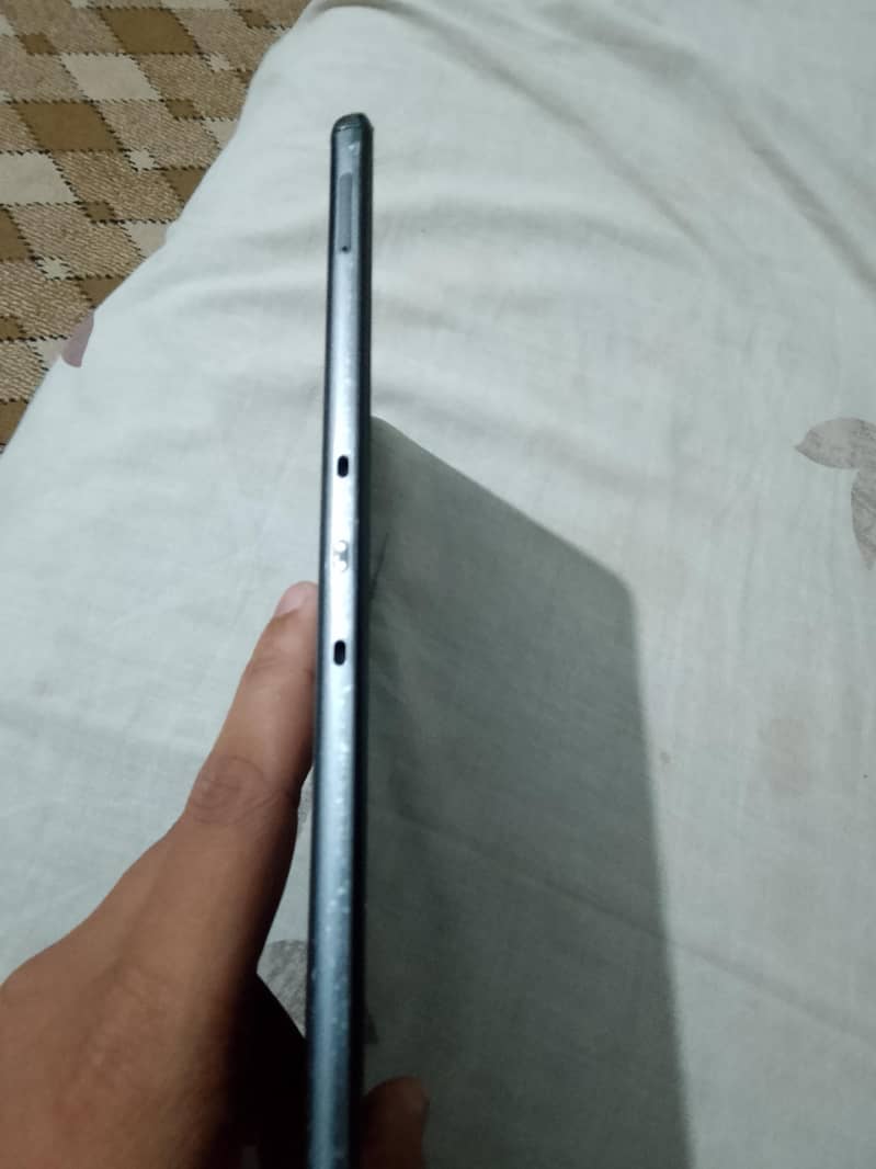 Lenovo tablet 3