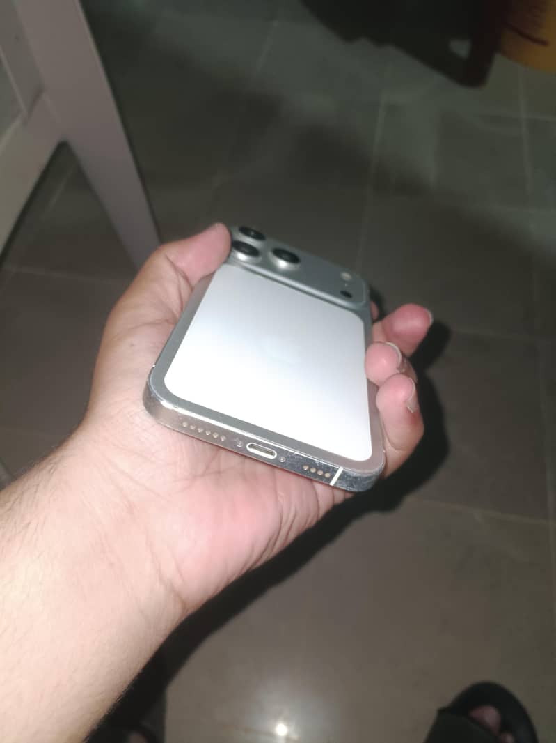 Apple iPhone XR converted 3