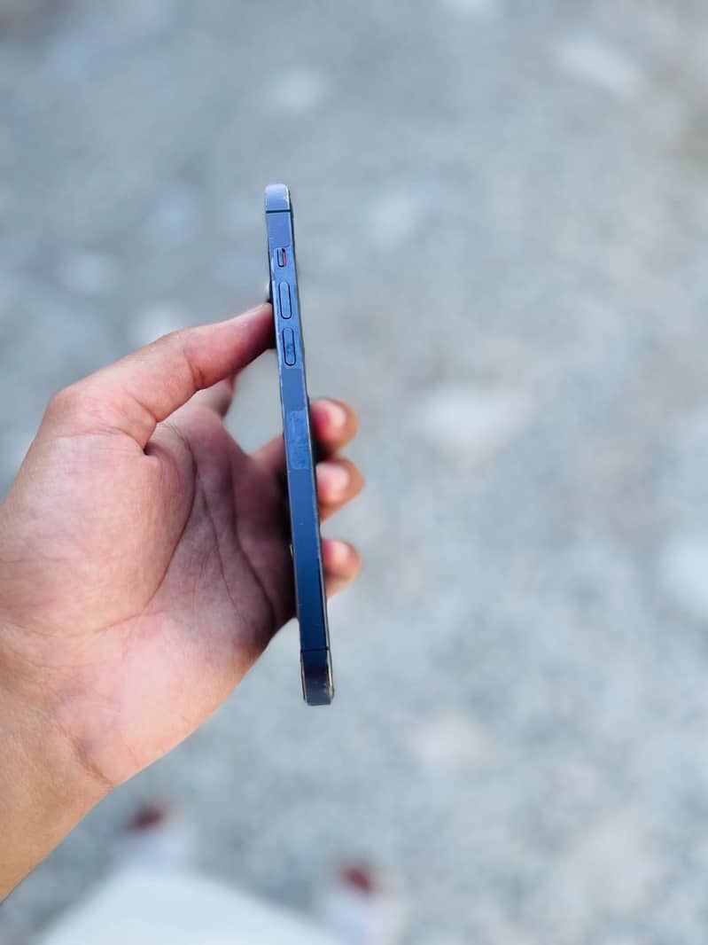 Apple iPhone 14 Pro Max 1